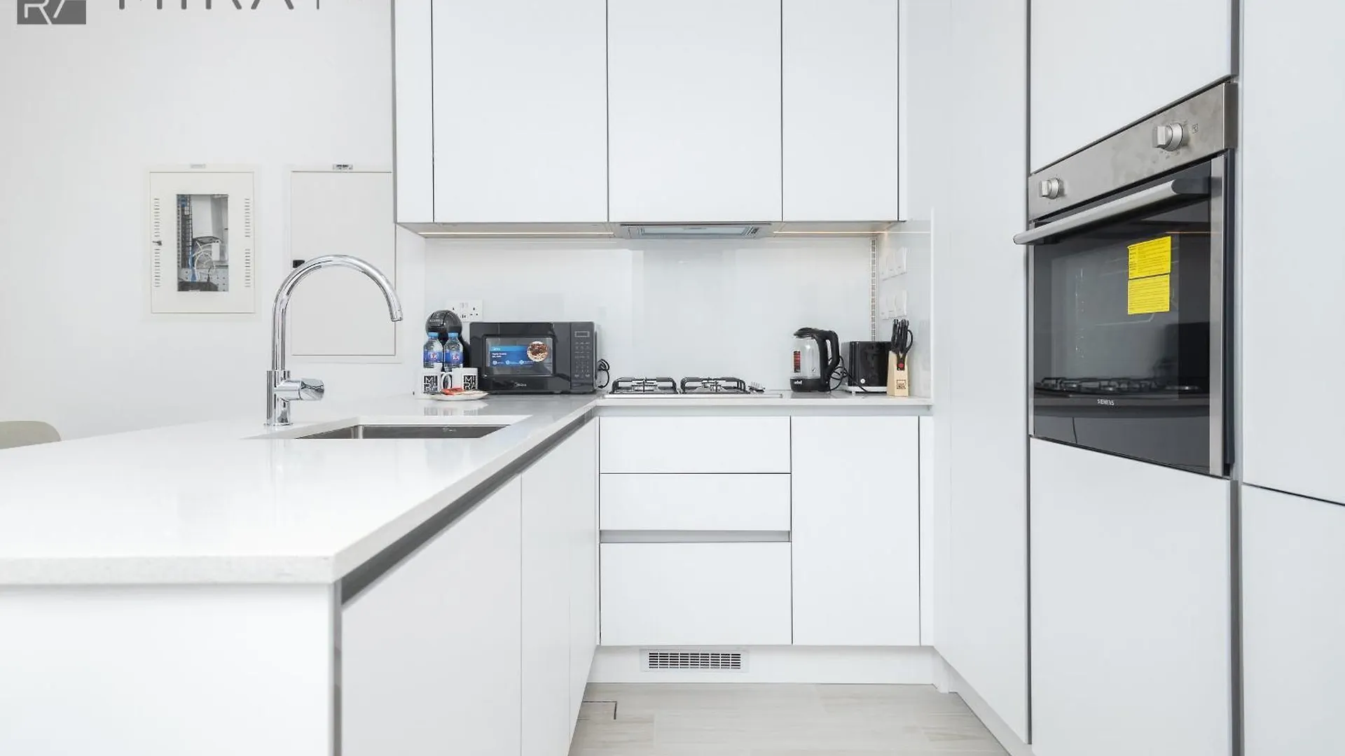 Apartment Mira Holiday Homes - Luxury And Cosy 1 Bedroom In Jvc Dubai